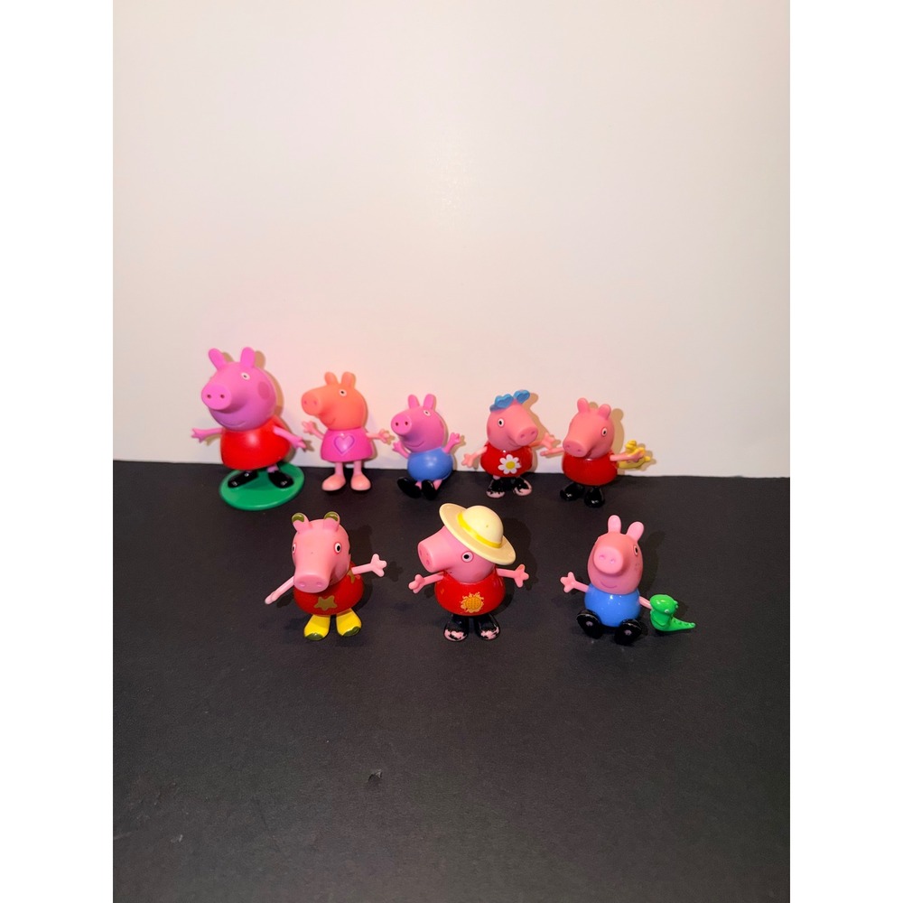 Peppa Pig Figure Lot of 8 Articulated Toy Characters George Suzy Sheep Dinosaur